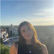 Sono disponibile sia online che in presenza per ripetizioni e aiuto compiti a studenti dalle elementari alle superiori